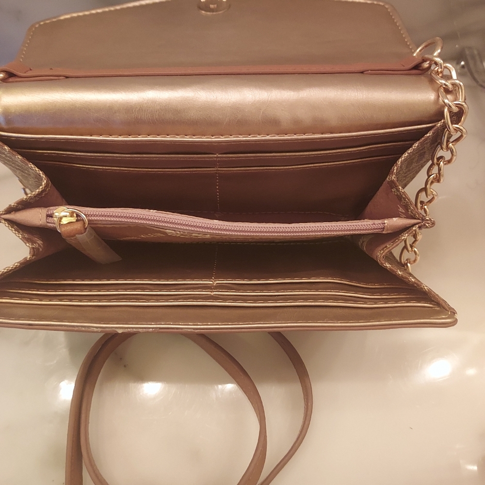 Wallet on Chain - Picture 2 of 3